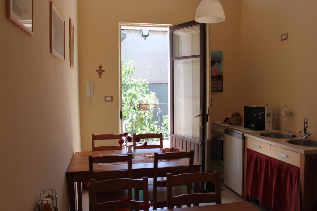 B&B Etna Akme Nicolosi Bagian luar foto