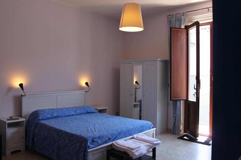 B&B Etna Akme Nicolosi Ruang foto