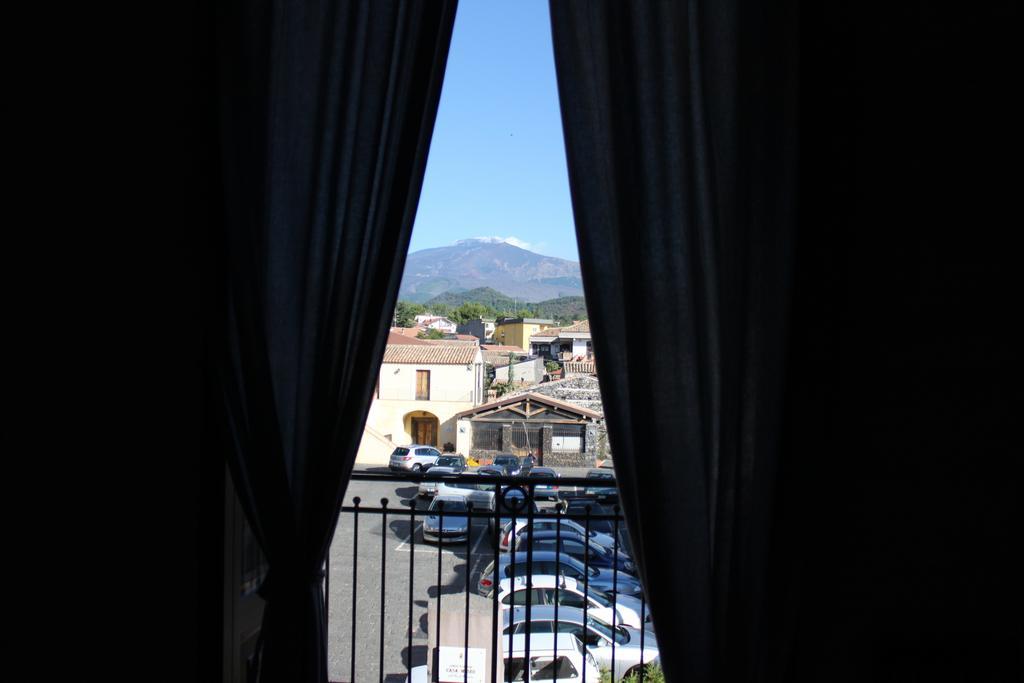 B&B Etna Akme Nicolosi Ruang foto